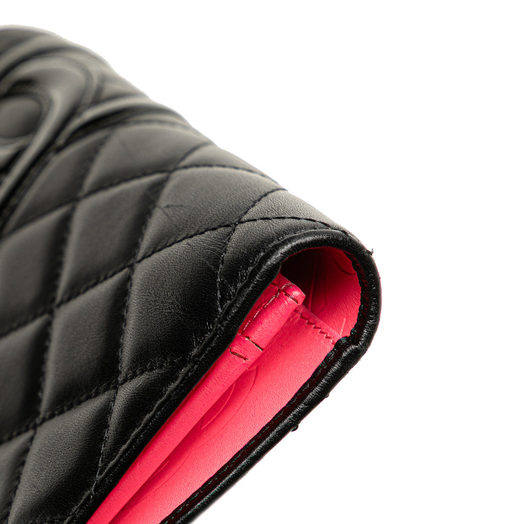 Chanel Quilted Cuir d’agneau Cambon Ligne Bifold Wallet Noir