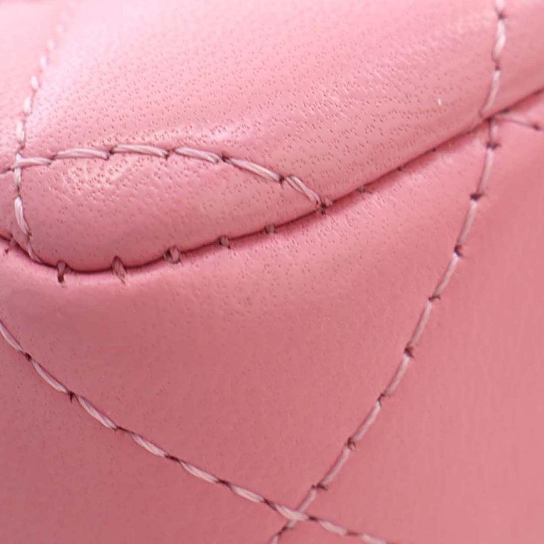 Chanel Mini Rectangular Classic Cuir d'agneau anse supérieure à rabat