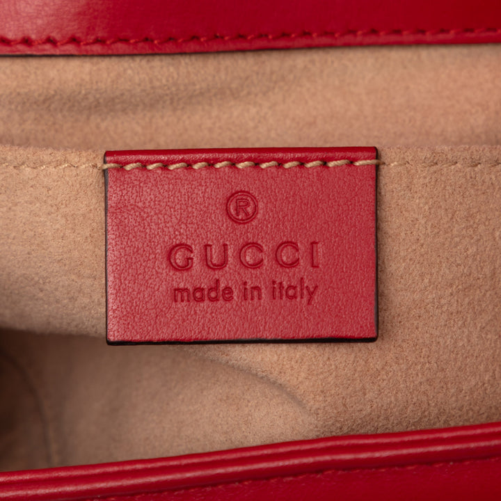 Gucci Small GG Marmont Matelasse Cuir de veau Sac bandoulière
