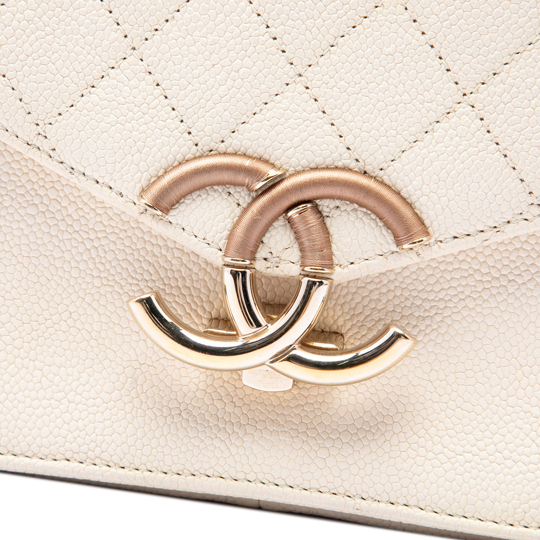 Chanel Sac à main Paris Cuba Thread Around à rabat Moyen Cuir caviar Marron – vue 5 – GABY PARIS