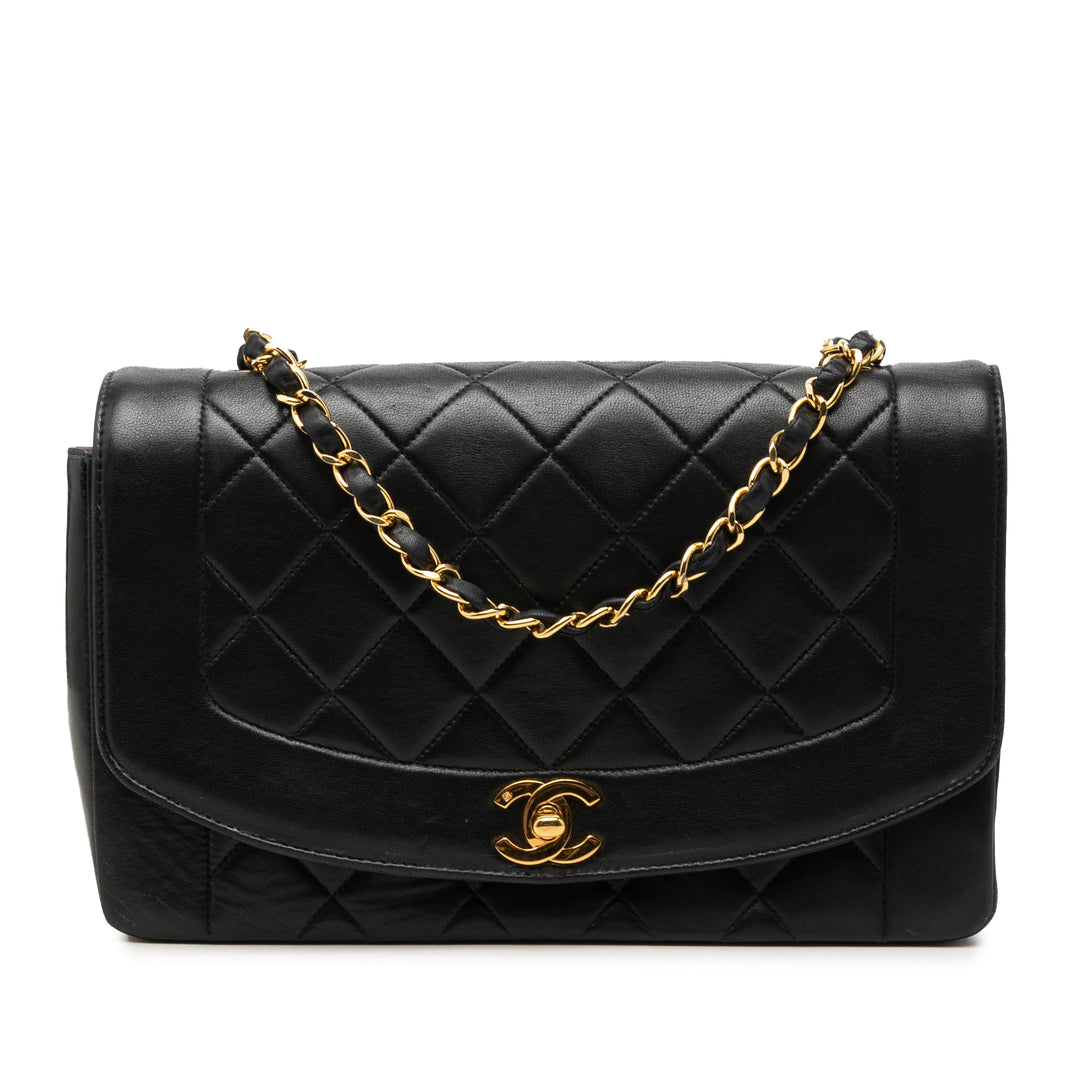 Chanel Medium Cuir d’agneau Diana à rabat