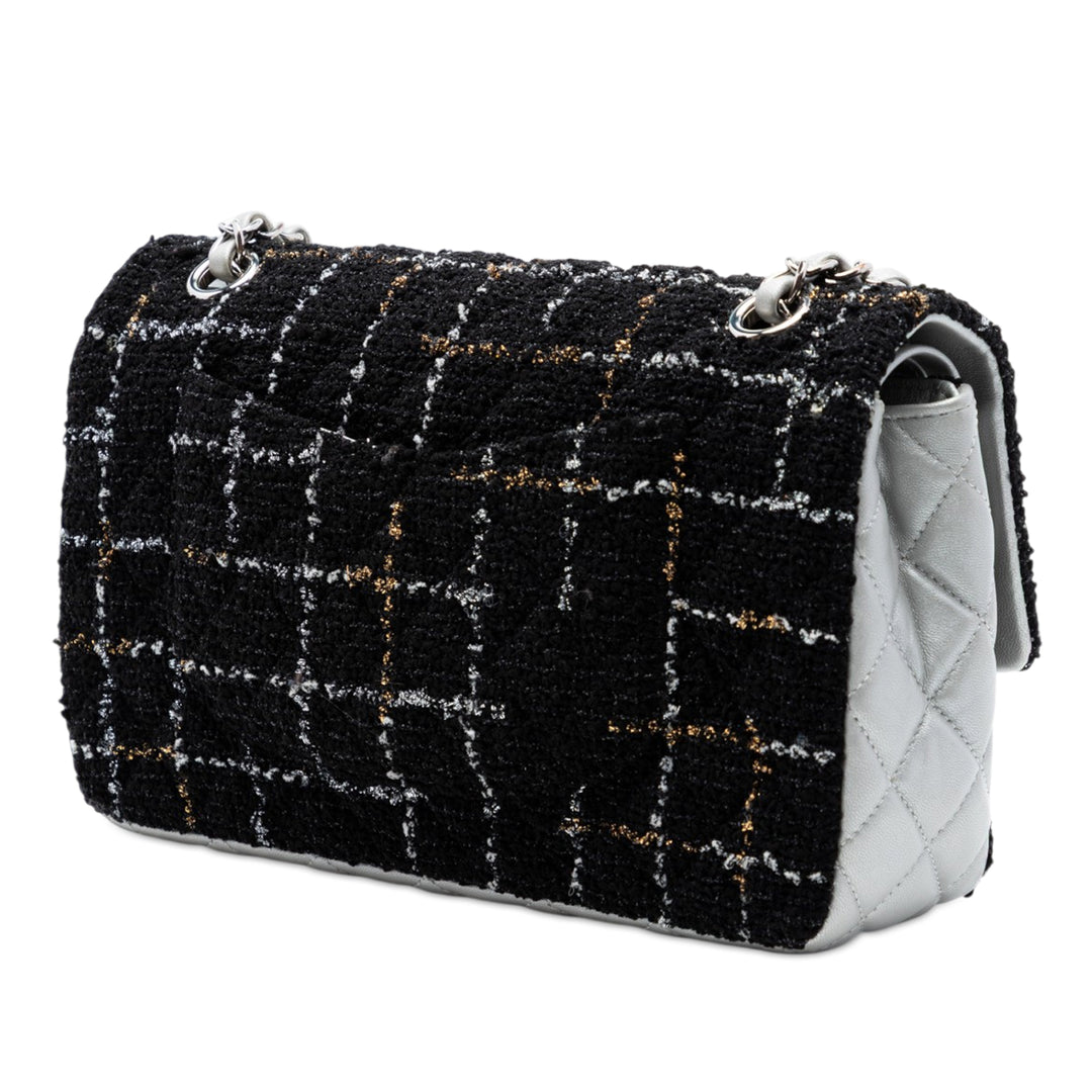 Chanel Classic Matelassé et Métallisé Double rabat Moyen Tweed