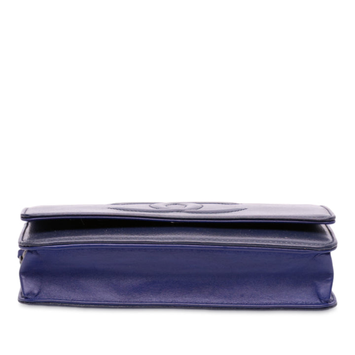 Chanel CC Cuir verni Caviar Wallet On Chain Bleu