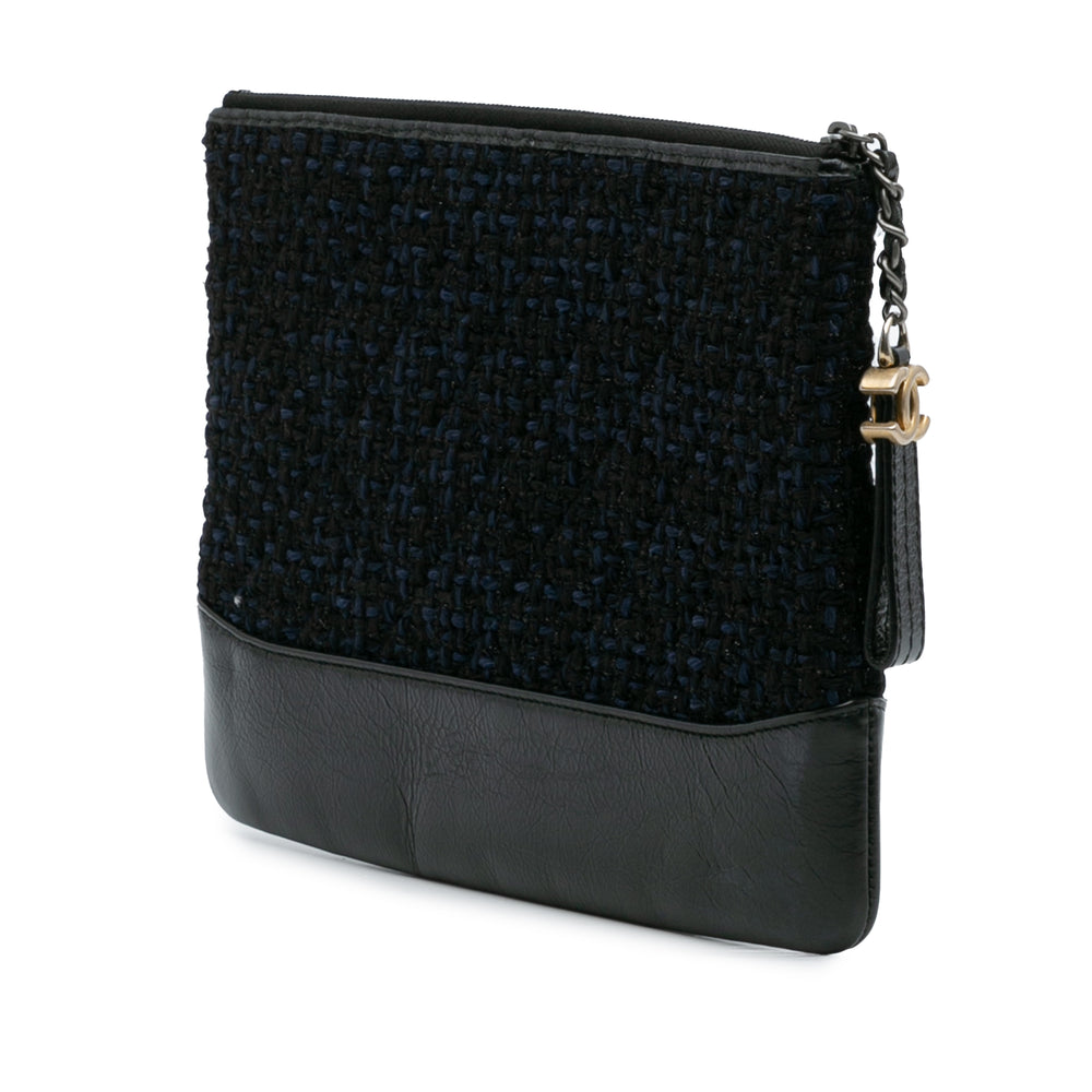 Chanel Medium Tweed et Cuir de veau Gabrielle O Étui Pochette – GABY PARIS Authentique