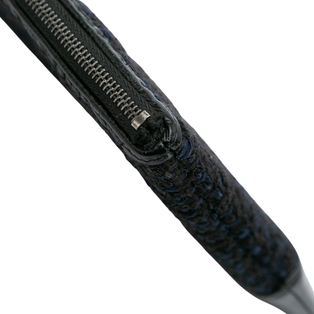 Chanel Medium Tweed et Cuir de veau Gabrielle O Étui Pochette – GABY PARIS Authentique