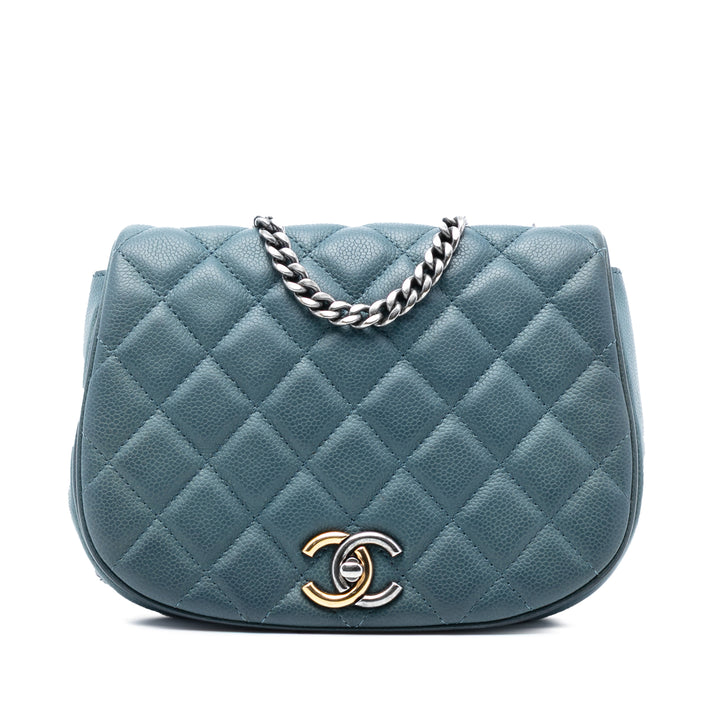 Chanel Matelassé Casual Poche à rabat Petit Cuir caviar