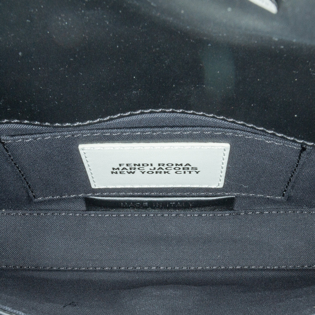 Fendi Marc Jacobs Nappa Vitello King Logo Print Baguette Phone Pochette Sac cartable