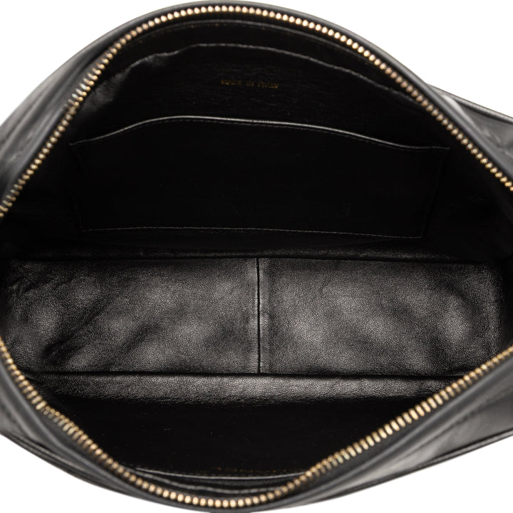 Chanel Medium CC Quilted Cuir d’agneau Tassel Sac caméra Noir
