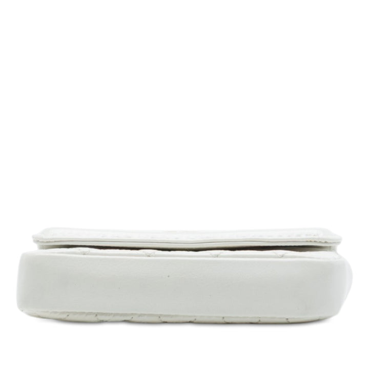 CC Matelassé brillant vieilli Waist Sac Cuir de veau Blanc