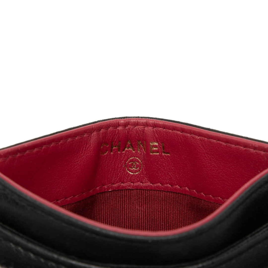 Chanel Matelassé Cuir d’agneau 19 Card Holder