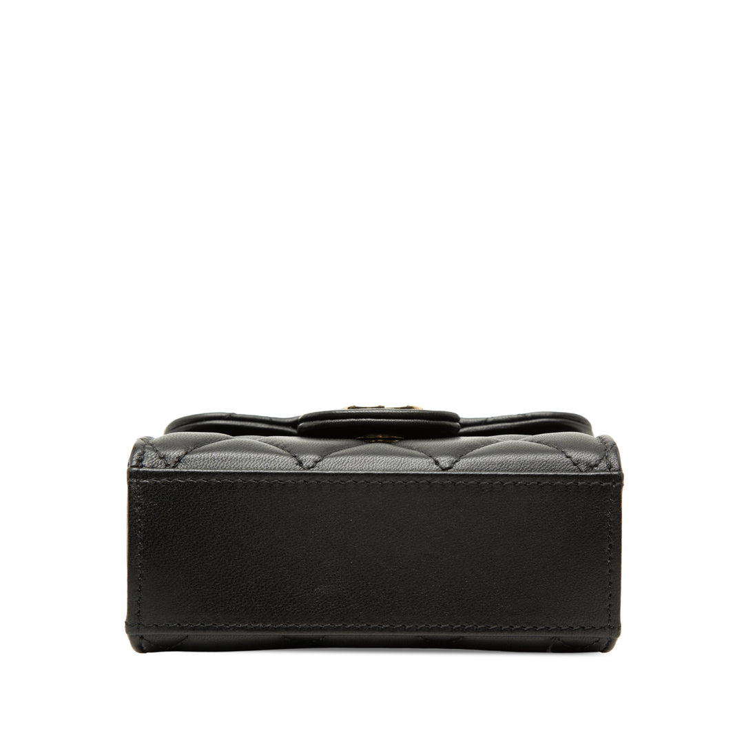 Chanel CC Matelassé à rabat Pochette avec chaîne Cuir d'agneau Noir