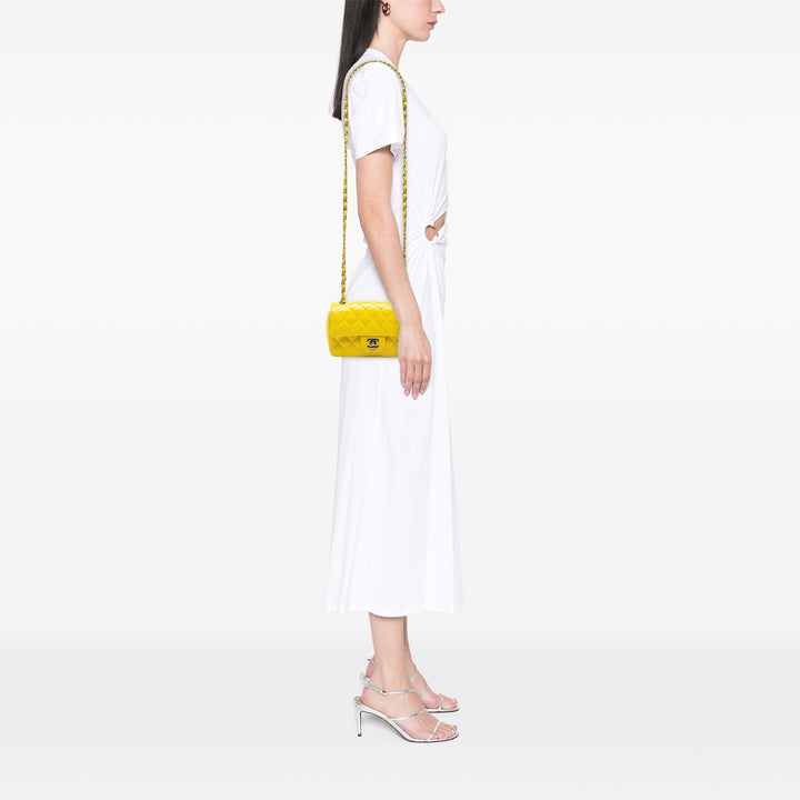 Chanel Mini Rectangular Classic Cuir verni Simple rabat
