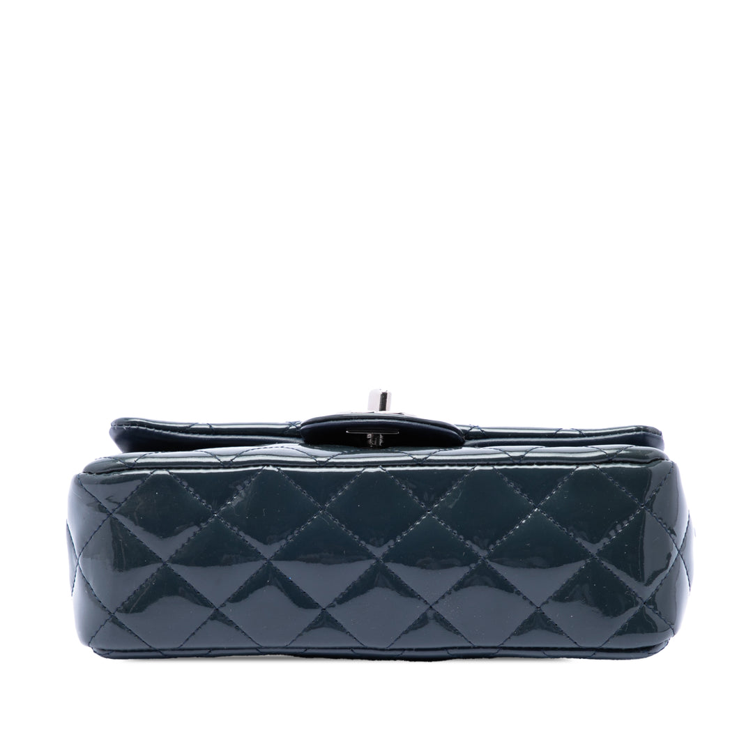 Chanel Mini Rectangular Classic Cuir verni Simple rabat