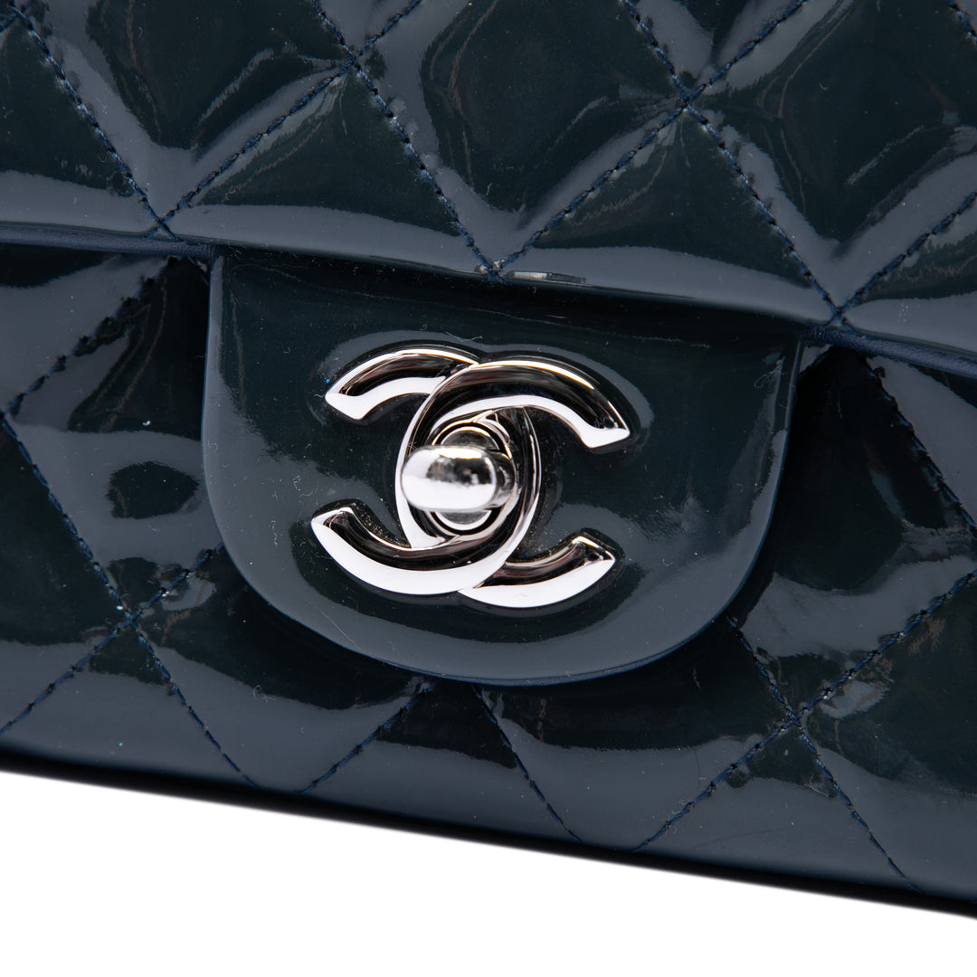 Chanel Mini Rectangular Classic Cuir verni Simple rabat