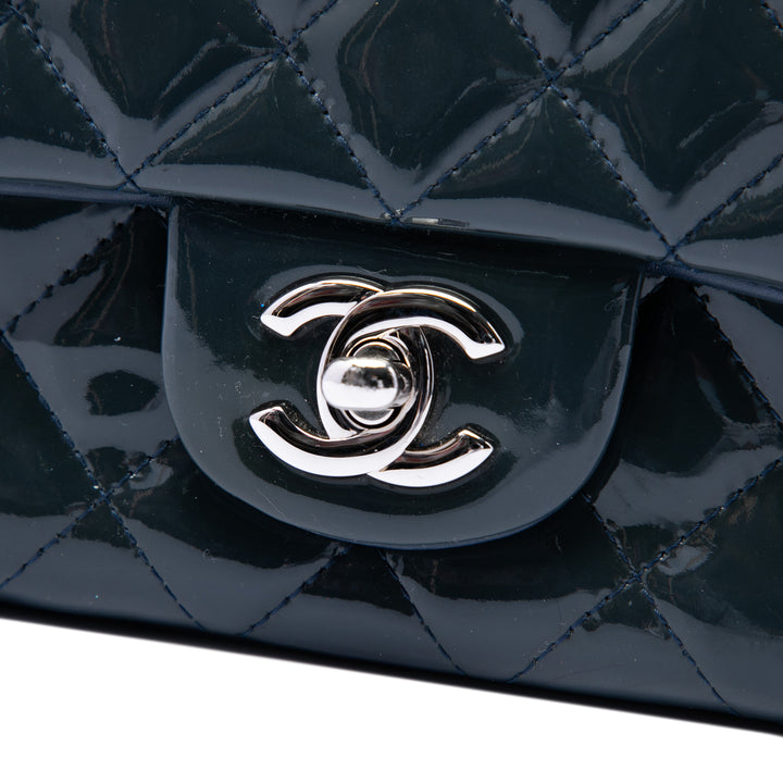 Chanel Mini Rectangular Classic Cuir verni Simple rabat