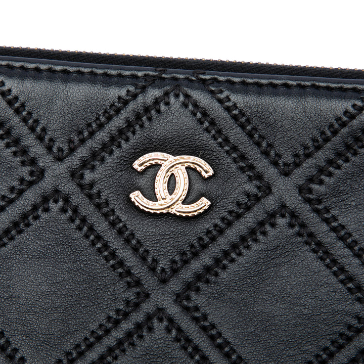Chanel Large Matelassé Cuir d’agneau Double Stitch Pompon O Étui Pochette