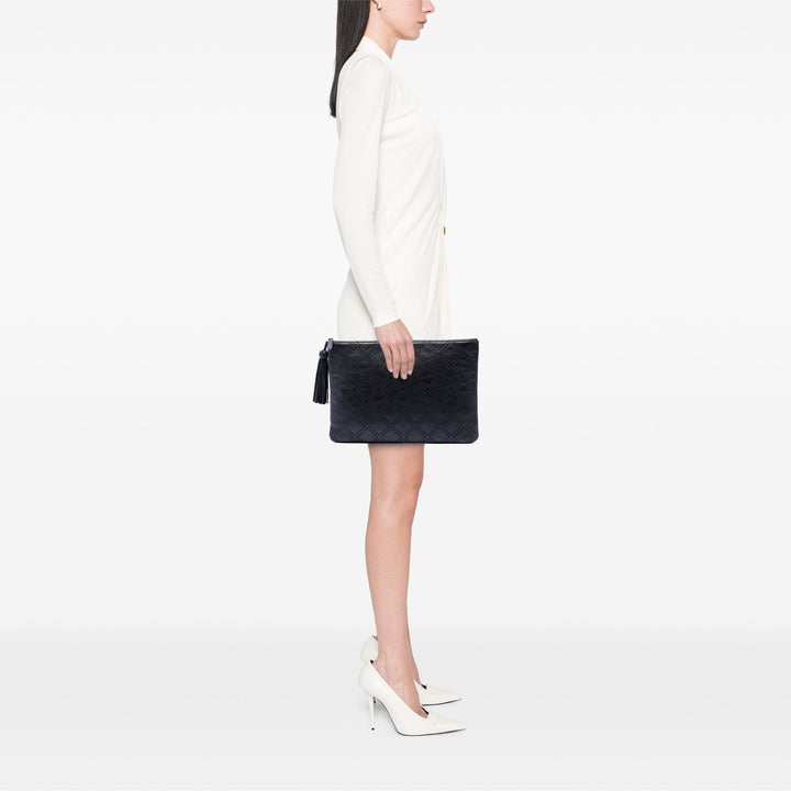Chanel Large Matelassé Cuir d’agneau Double Stitch Pompon O Étui Pochette