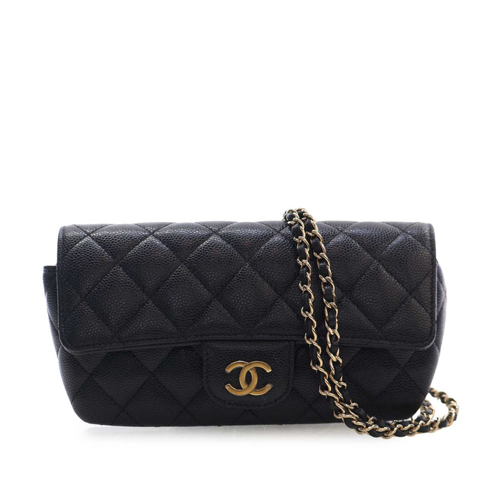 Chanel CC Matelassé Caviar Sunglasses Étui avec chaîne