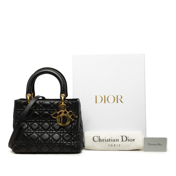 Dior Sac à main Lady Dior Cannage Moyen Cuir d'agneau Noir – vue 7 – GABY PARIS