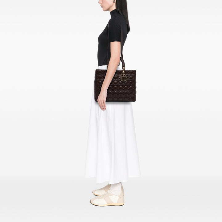 Lady Dior Cannage Grand Cuir d'agneau Marron