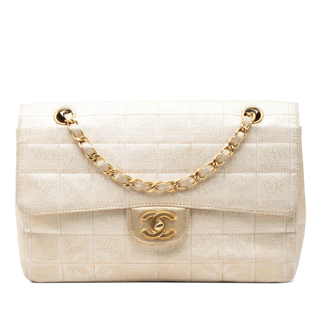 Chanel New Travel Line Métallisé Rabat simple Moyen Nylon