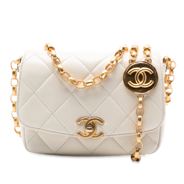 Chanel Small Matelassé Cuir d’agneau CC Coin à rabat
