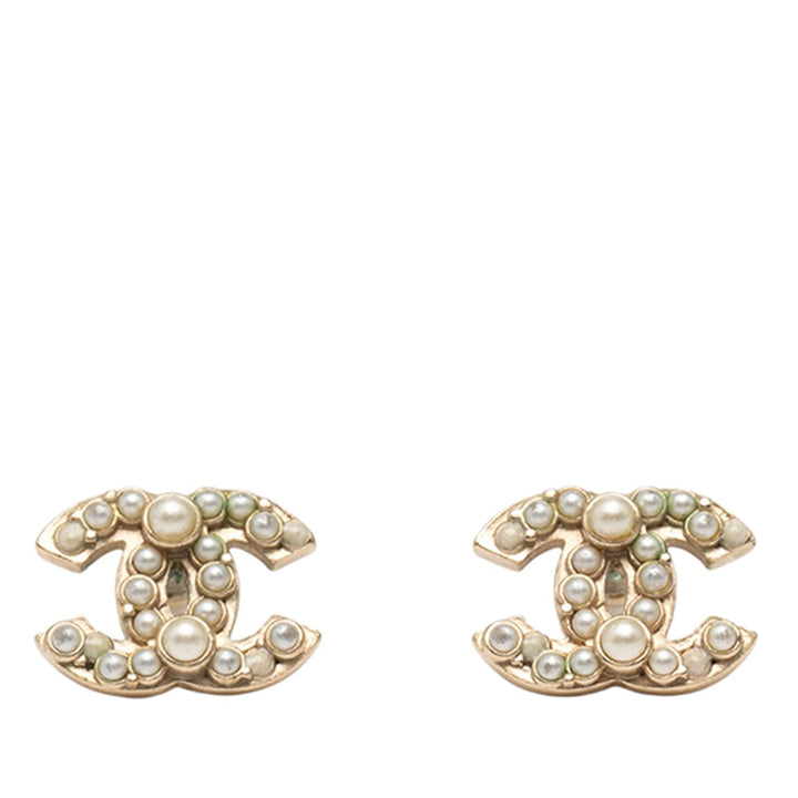 Chanel CC plaqué Perles fantaisie fermoir poussette Boucle d’oreilles