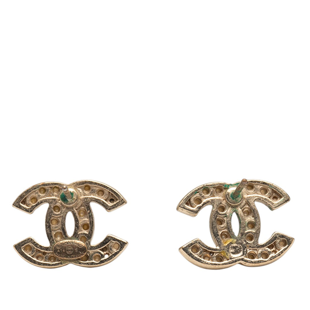 Chanel CC plaqué Perles fantaisie fermoir poussette Boucle d’oreilles