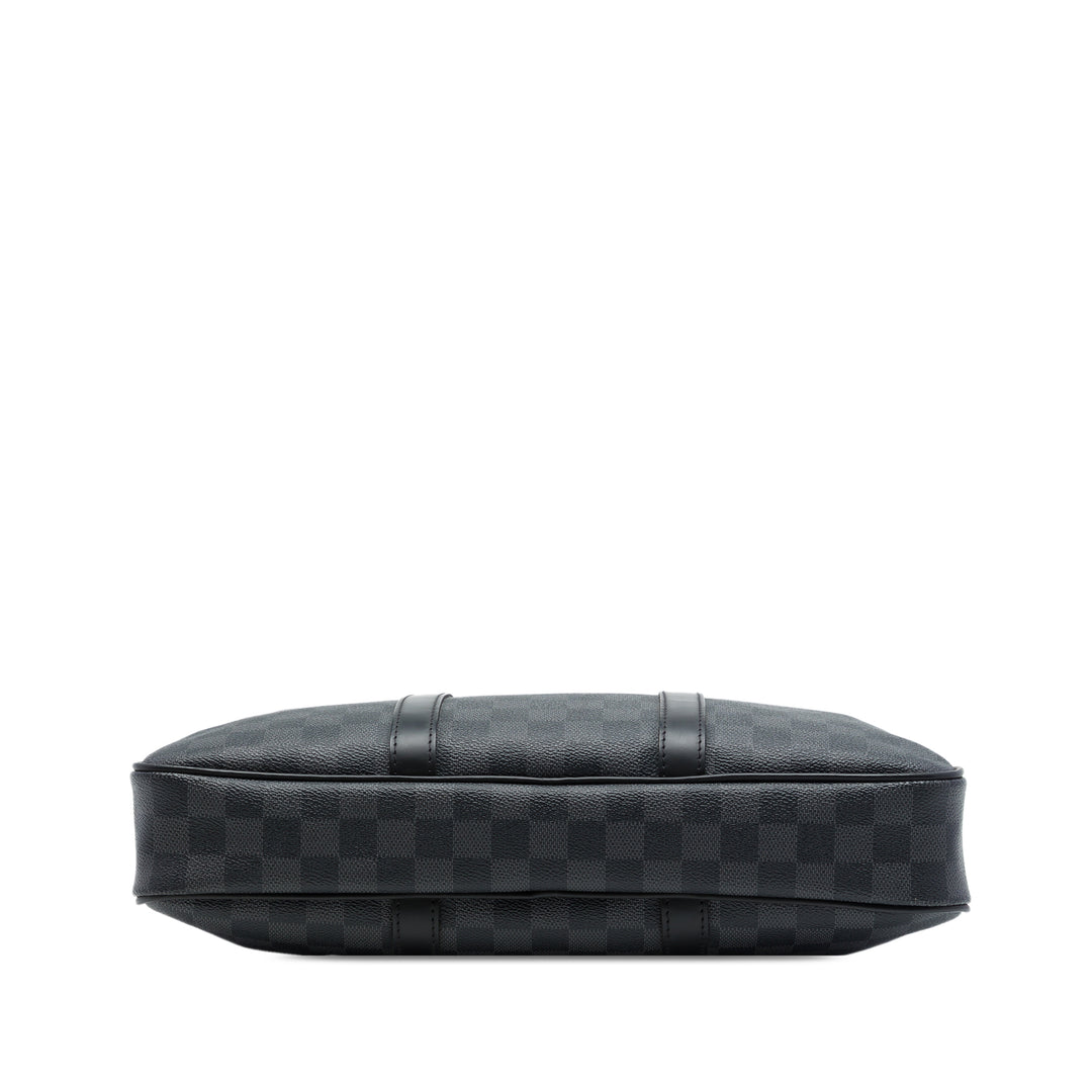 Louis Vuitton Porte Documents Voyage PM Damier Graphite Noir – vue 3 – GABY PARIS