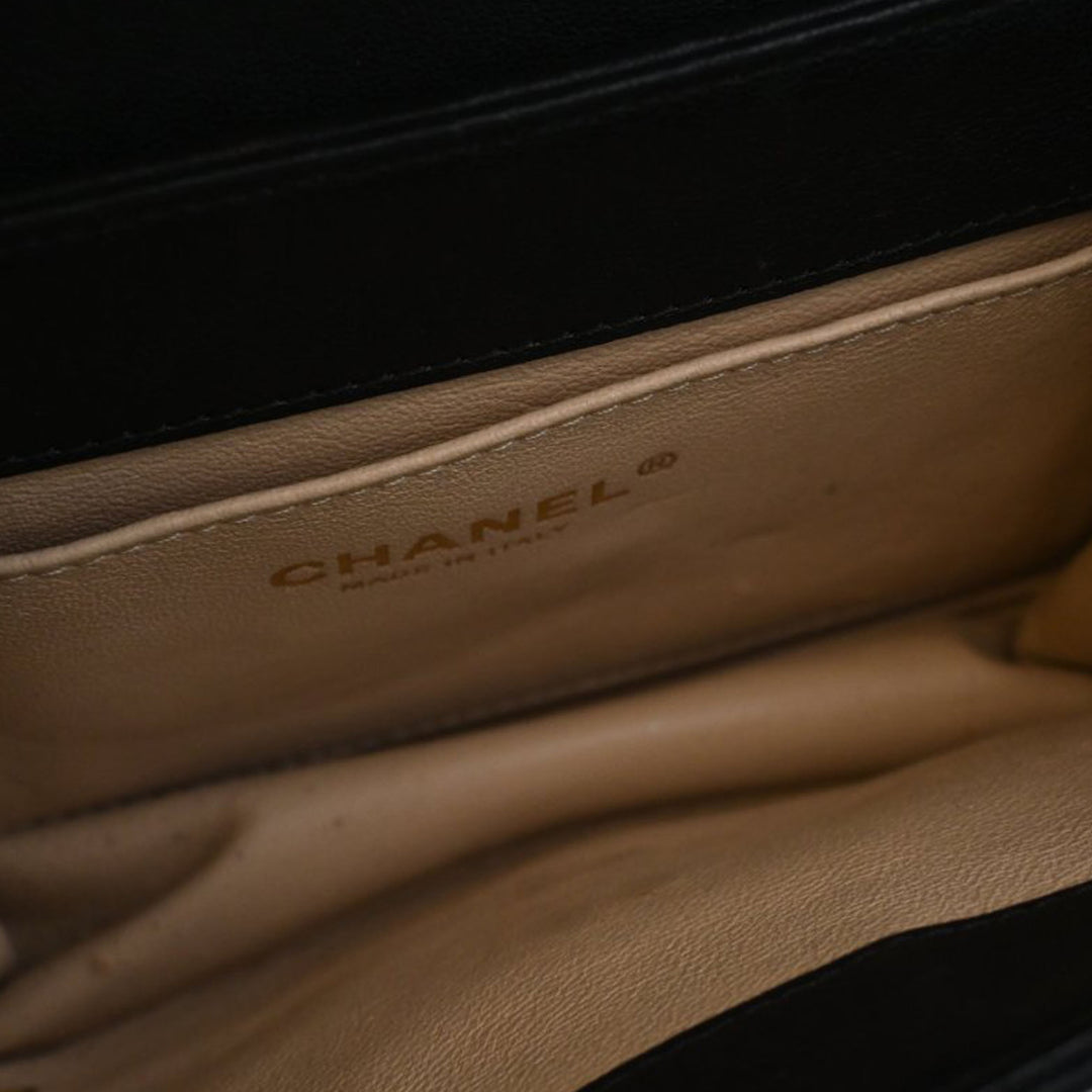 Chanel Small Chevron Sheepskin Subtle à rabat