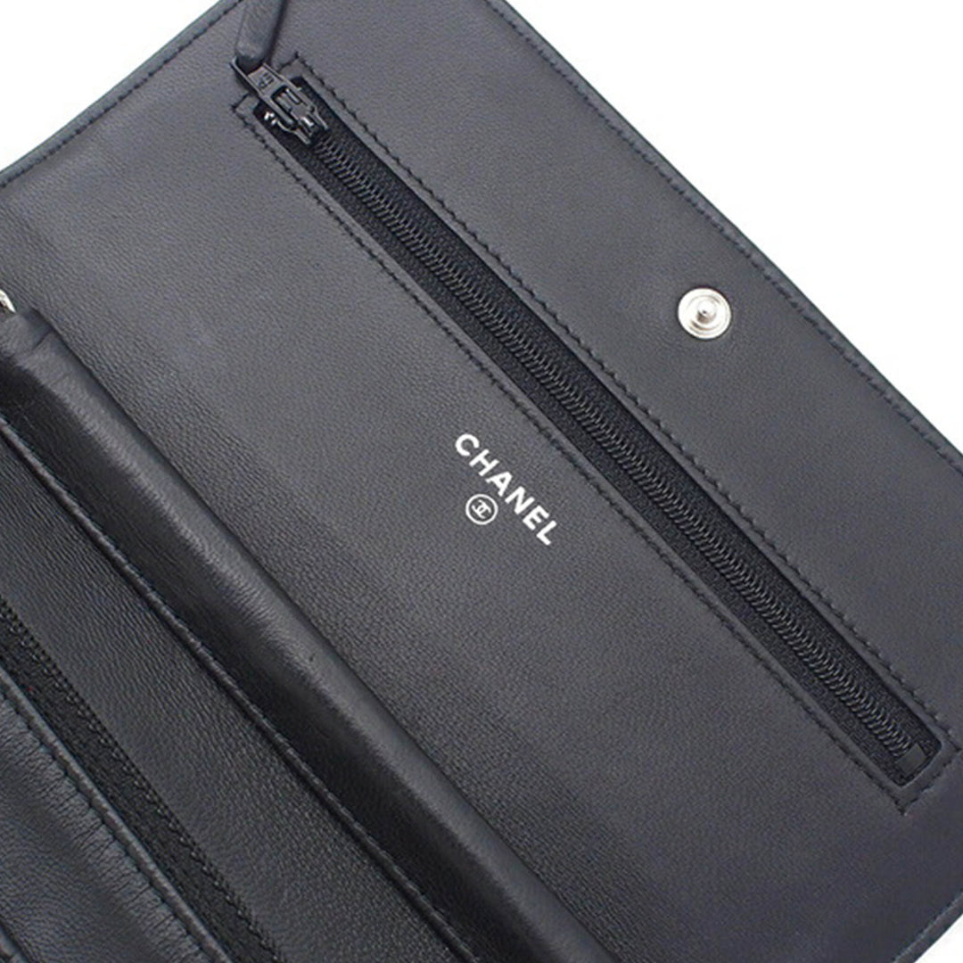 CC embossé Camellia Wallet on Chain Cuir d'agneau Noir