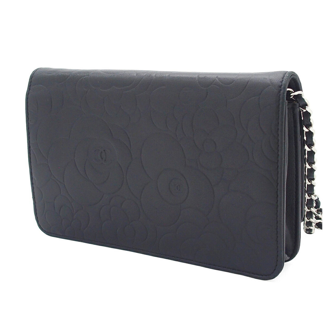 CC embossé Camellia Wallet on Chain Cuir d'agneau Noir