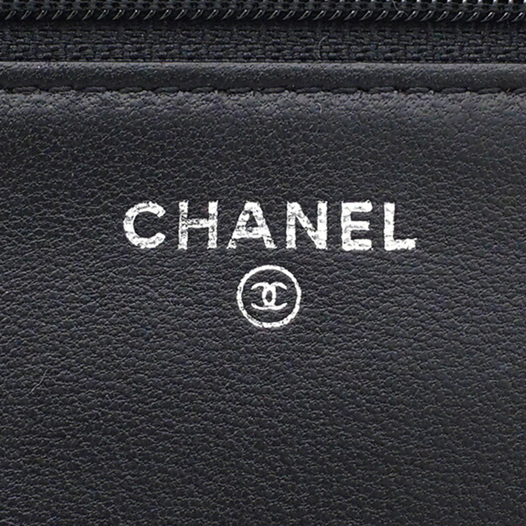 CC embossé Camellia Wallet on Chain Cuir d'agneau Noir