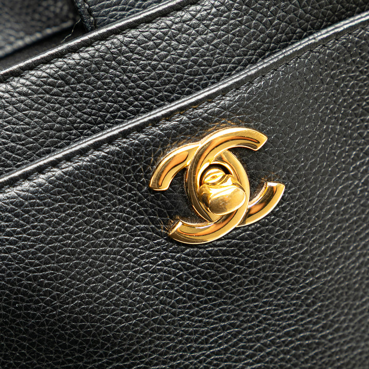 Medium Calfskin Executive Cerf Tote Black - Gaby Paris