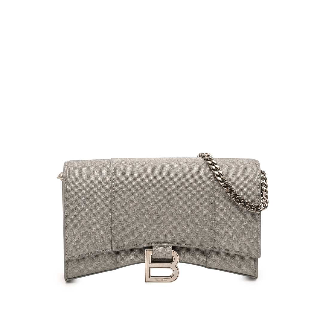 Balenciaga Sac bandoulière Glitter Hourglass Wallet on Chain Argenté – vue principale – GABY PARIS