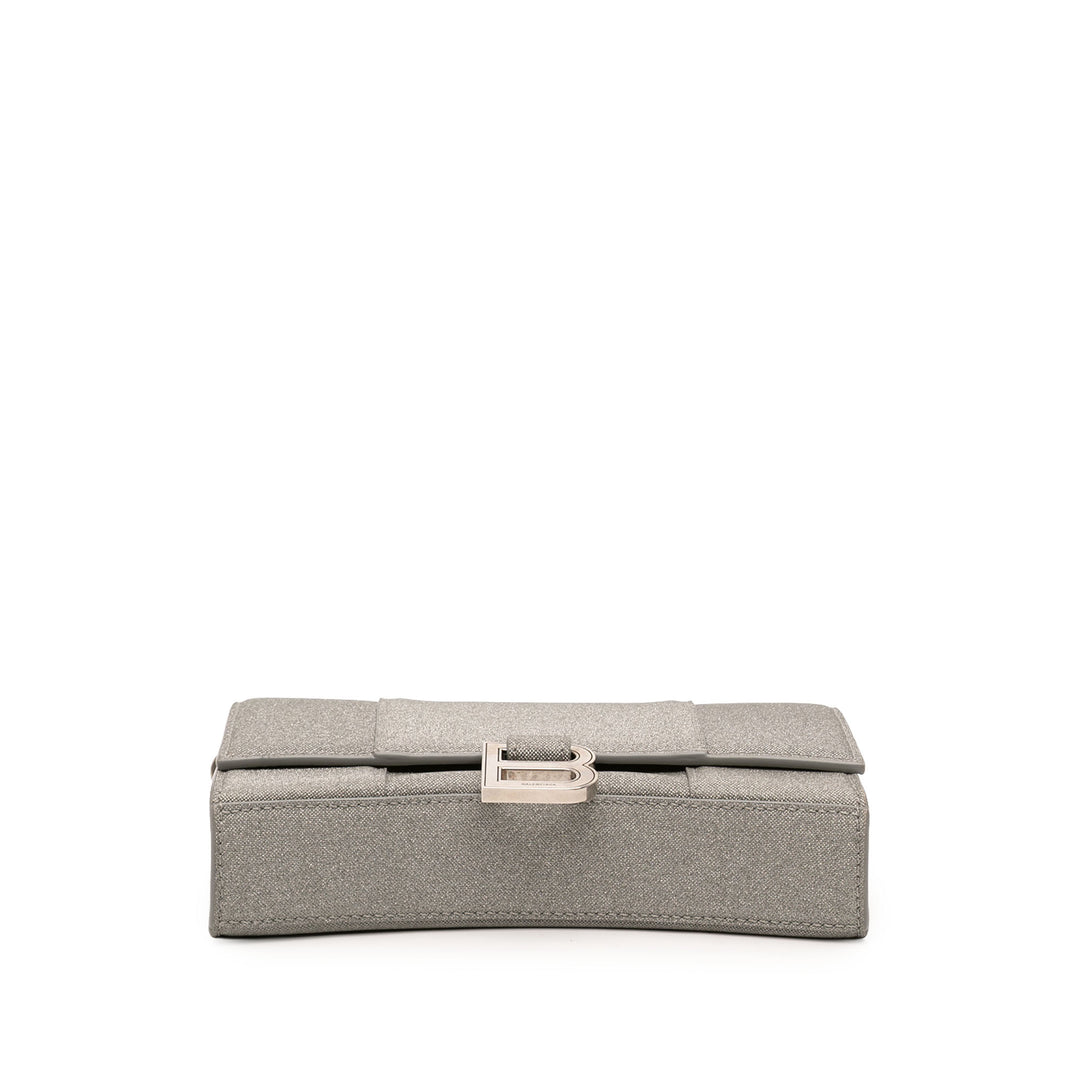 Balenciaga Sac bandoulière Glitter Hourglass Wallet on Chain Argenté – vue 3 – GABY PARIS