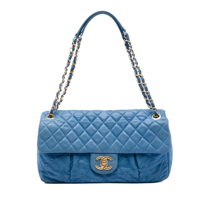 Chanel Matelassé Iridescent Cuir de veau Chic Quilt à rabat