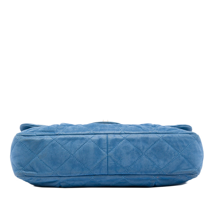 Chanel Matelassé Iridescent Cuir de veau Chic Quilt à rabat
