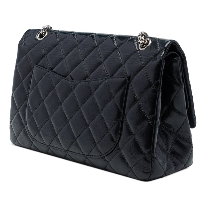 Chanel Sac porté épaule Matelassé vieilli Reissue 2.55 Double rabat 227 Cuir de veau Noir – vue 2 – GABY PARIS
