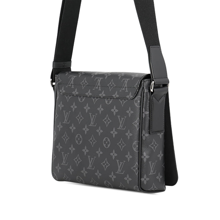 Louis Vuitton District PM Monogram Eclipse Noir