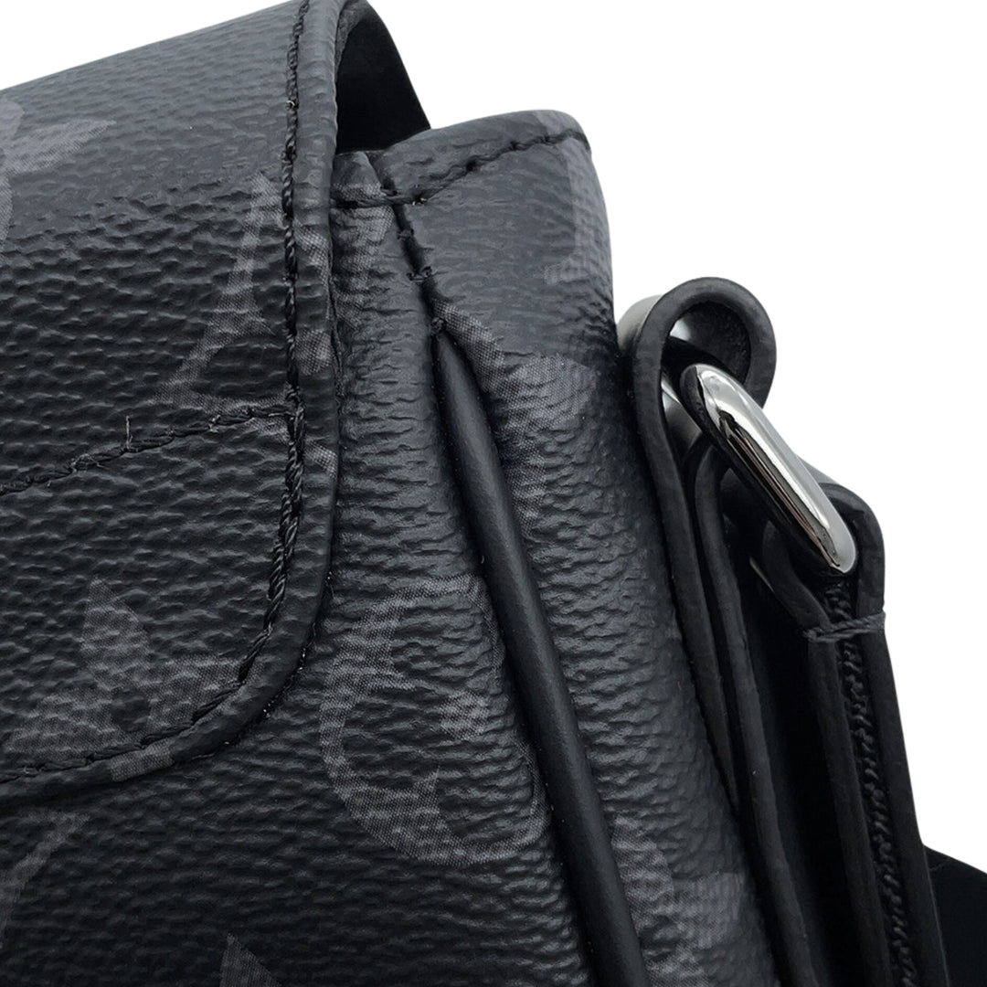 Louis Vuitton District PM Monogram Eclipse Noir