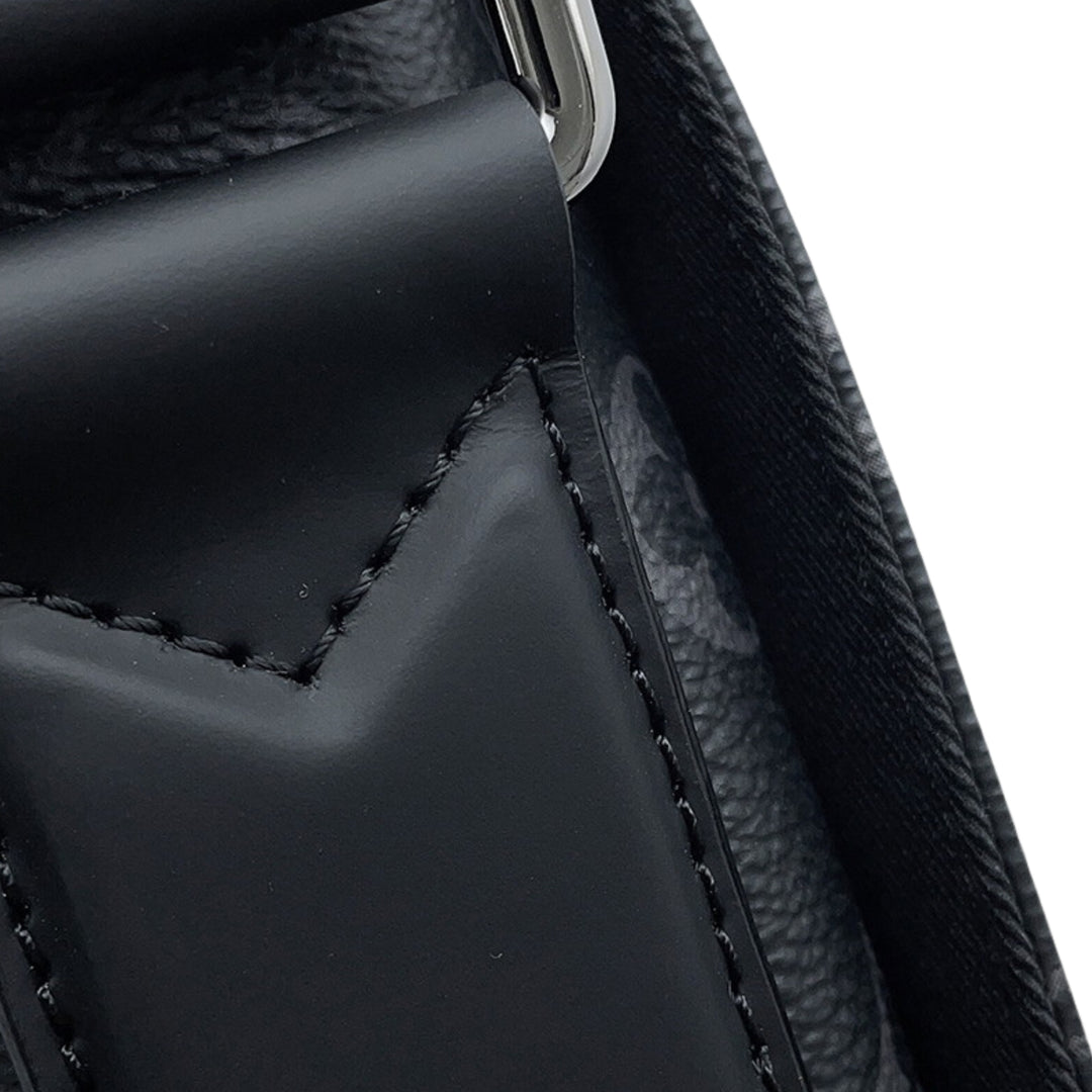Louis Vuitton District PM Monogram Eclipse Noir