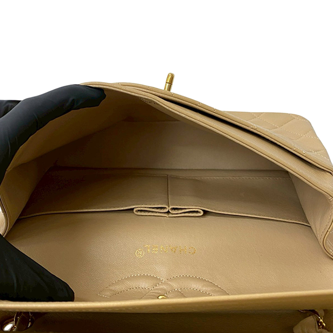Chanel Medium Classic Cuir d’agneau Double rabat