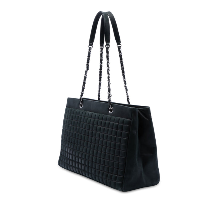 Chanel CC Bubble Quilt Irisé Cabas chaîne Cuir de veau Noir
