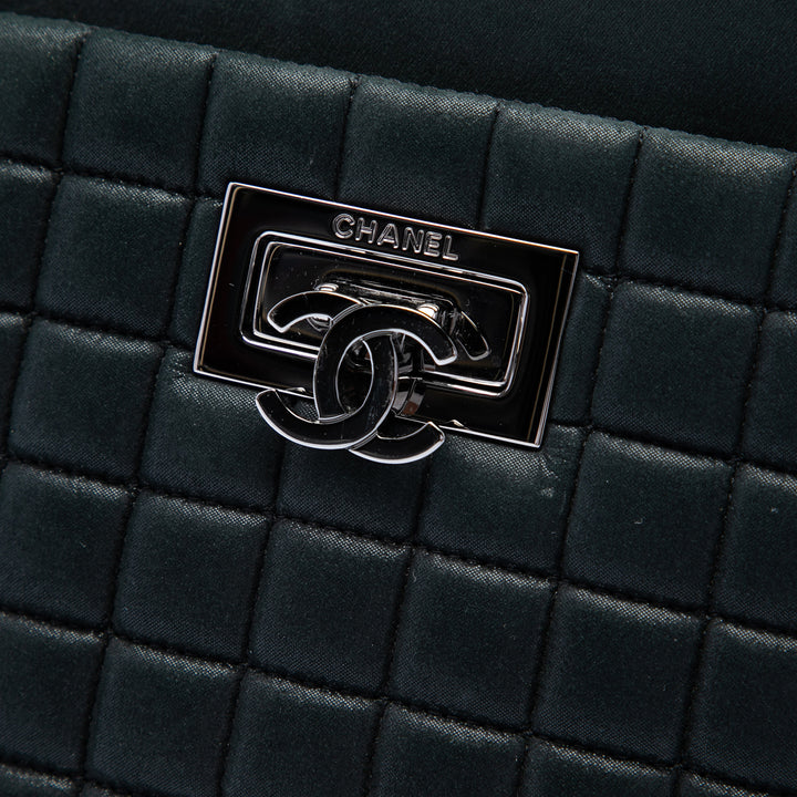 Chanel CC Bubble Quilt Irisé Cabas chaîne Cuir de veau Noir