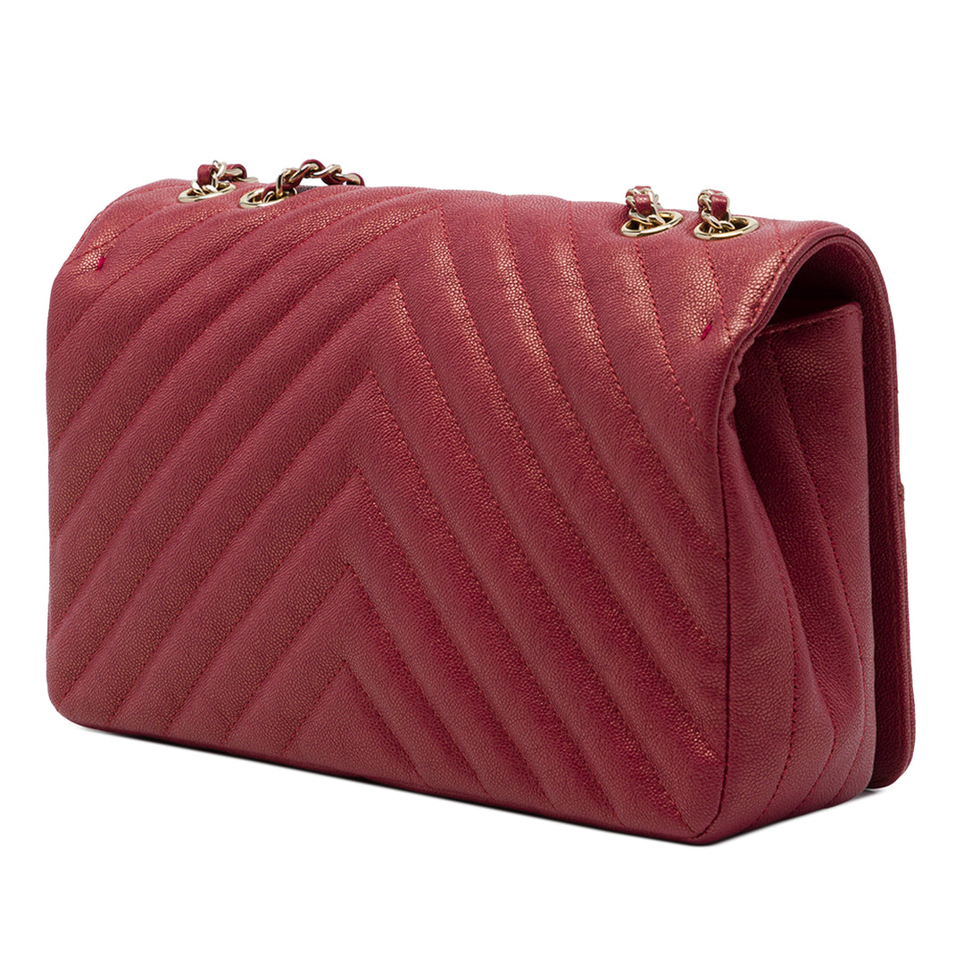 Chanel Chevron Irisé Statement à rabat Moyen Cuir caviar Rouge – vue 2 – GABY PARIS