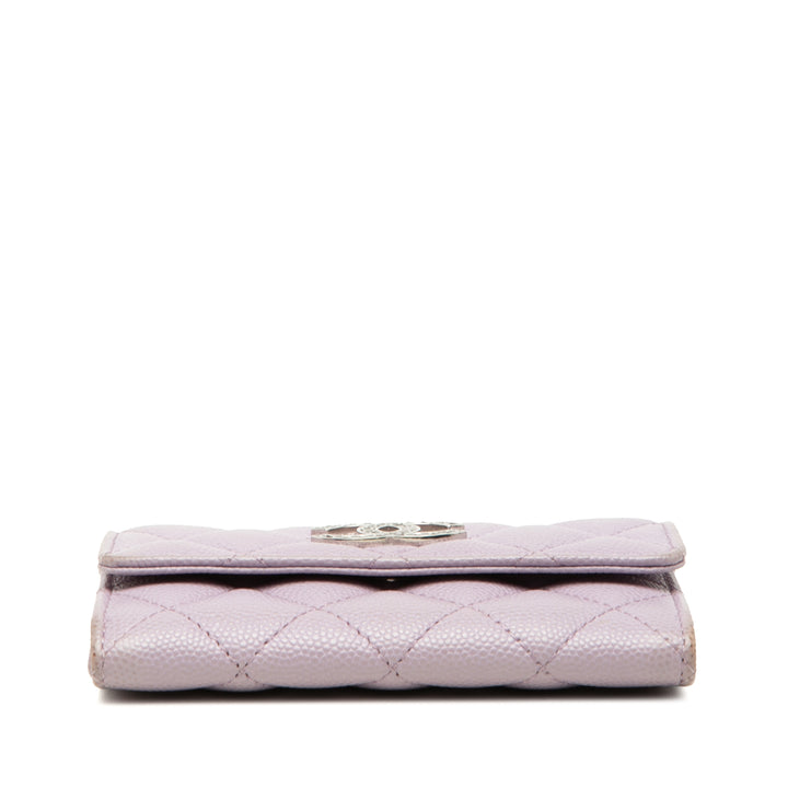 CC Matelassé à rabat Porte-cartes Cuir caviar Violet