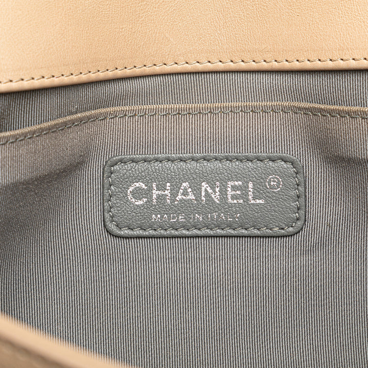 Chanel Old Medium vieilli Cuir de veau Double Stitch Boy à rabat