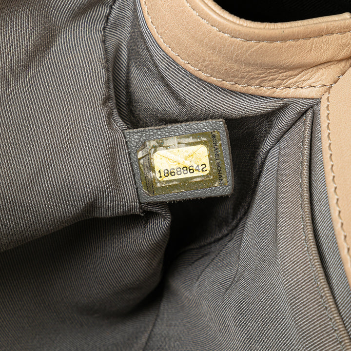 Chanel Old Medium vieilli Cuir de veau Double Stitch Boy à rabat