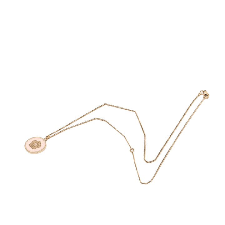 Chanel CC plaqué Émail Camellia Rond Pendant Collier